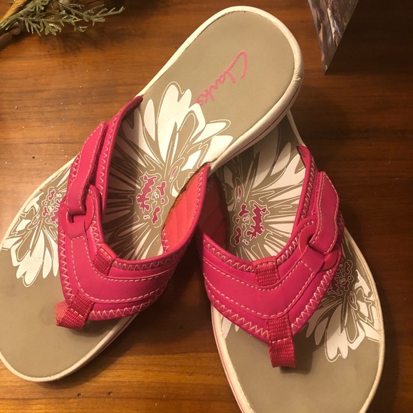 Clarks Shoes - Clarks size 6